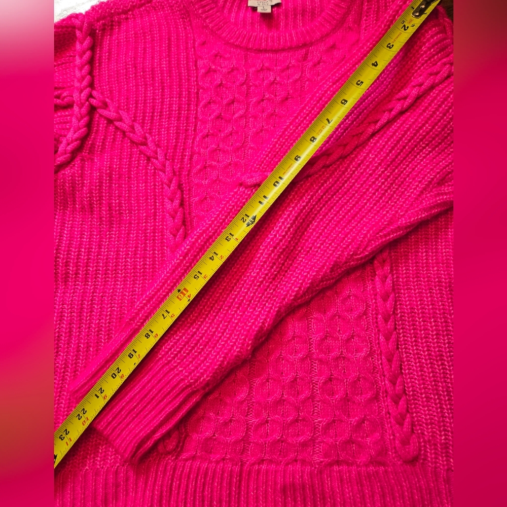 Crown & Ivy Bright Pink Chunky Oversized Knit Sweater Size Large - Picture 6 of 8